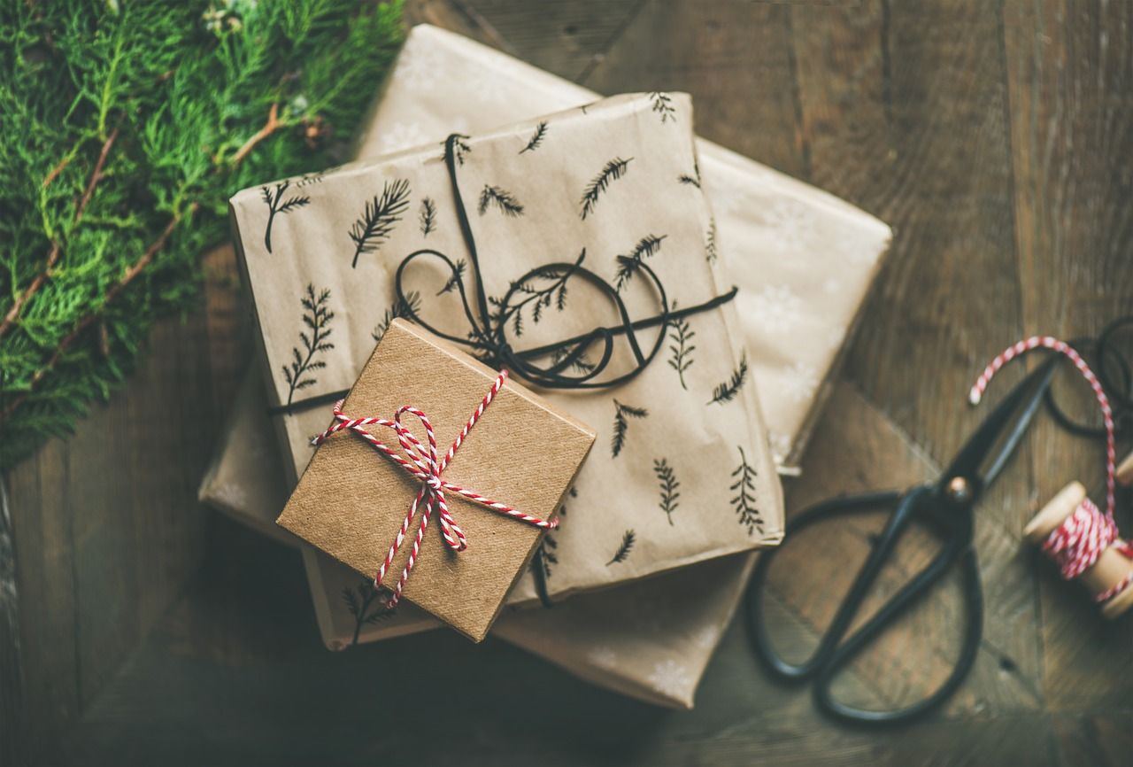 Kiedy i jakie prezenty świąteczne warto kupić?