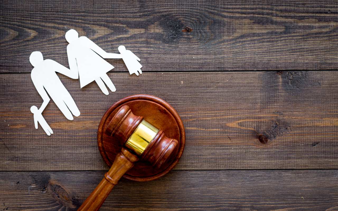 Komu sąd może przyznać alimenty po rozwodzie?