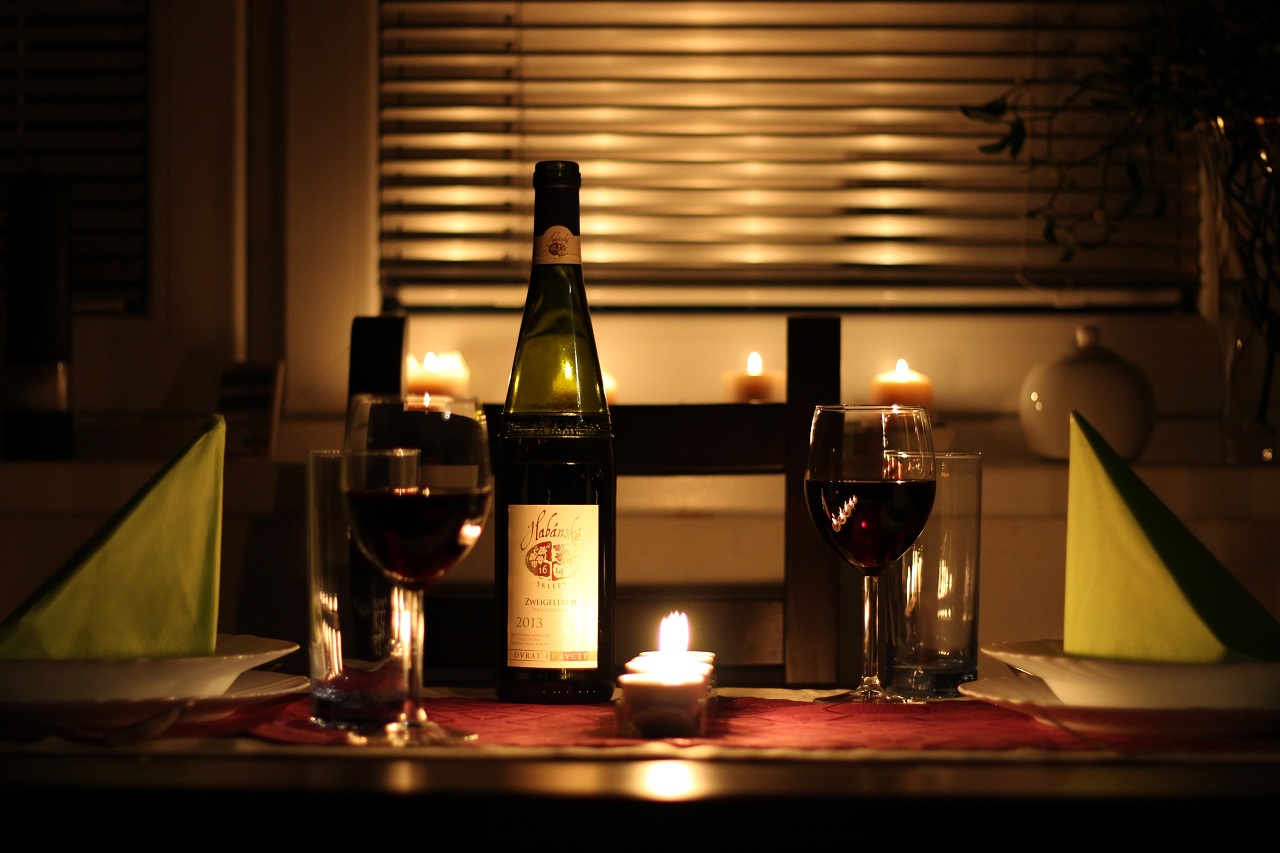 Co jest idealnym dodatkiem do romantycznej kolacji?